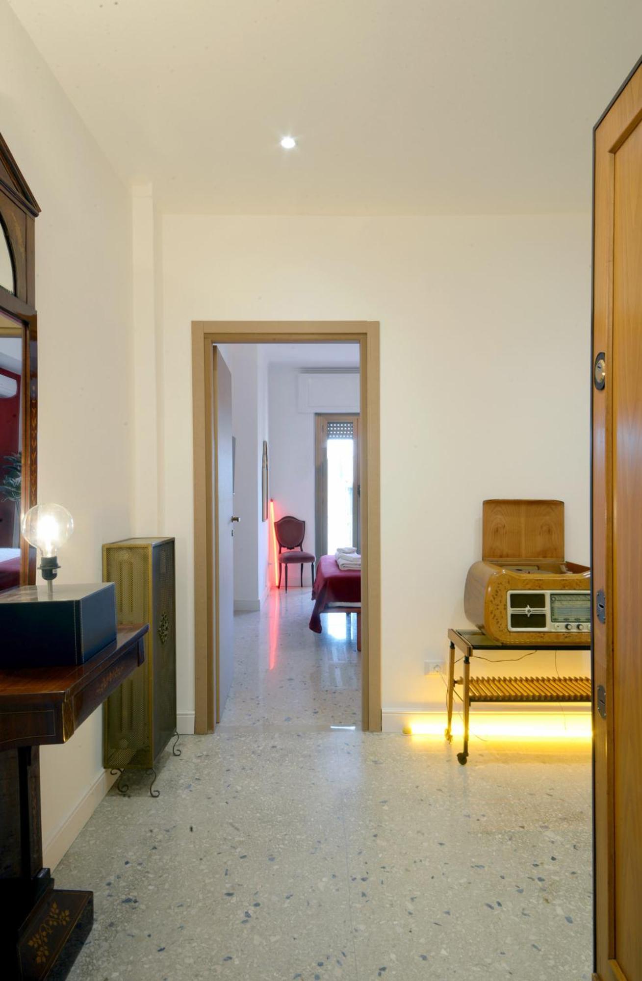 Led House Roma Apartment Exterior photo