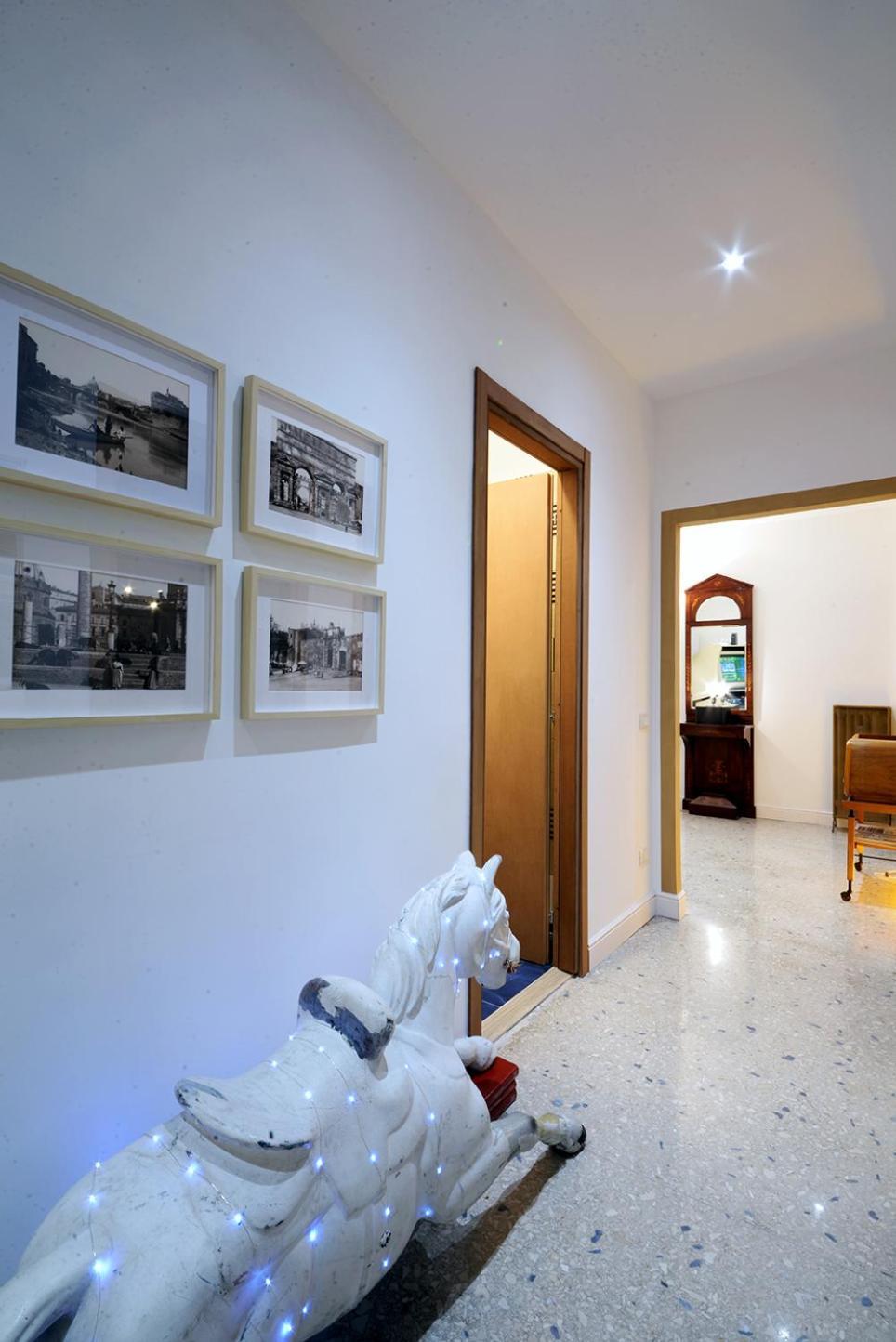 Led House Roma Apartment Exterior photo